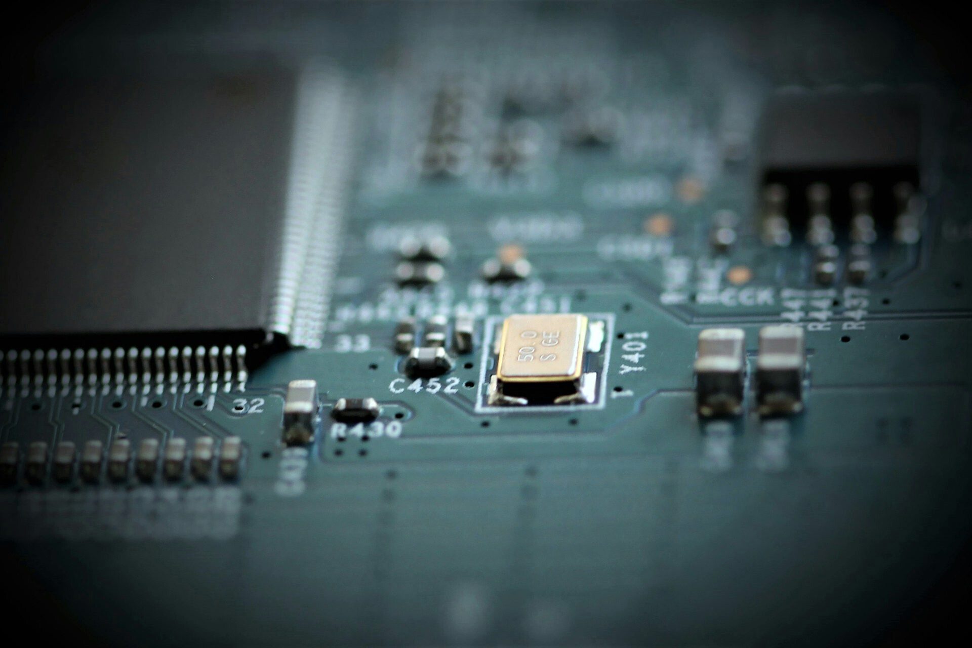 depicting element of larger semiconductor layout